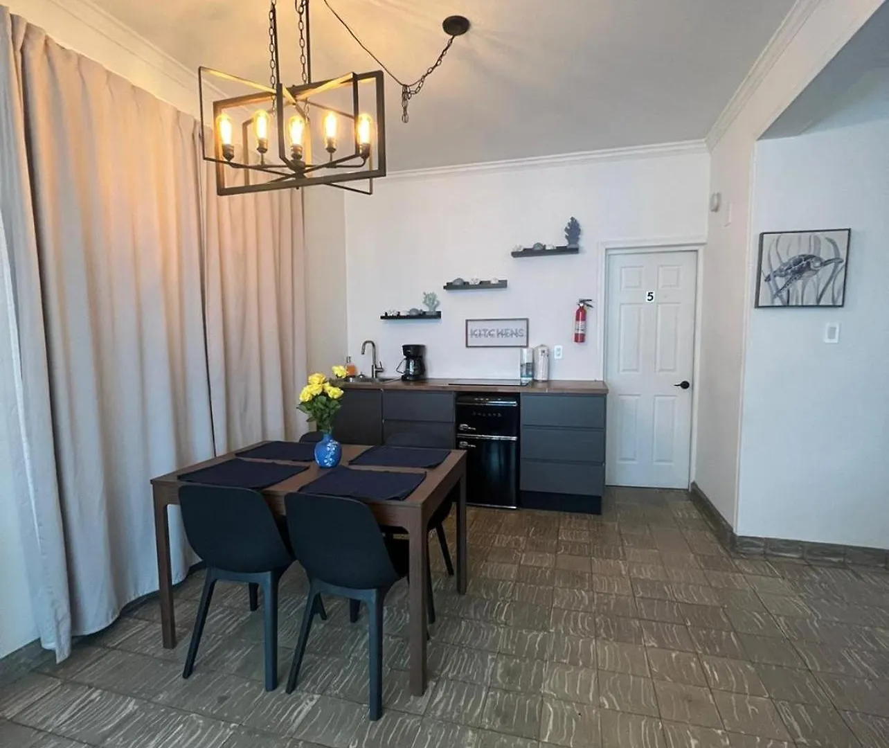 Pr Rentals Walk To La Placita & Condado Beach San Juan Semesterbostad